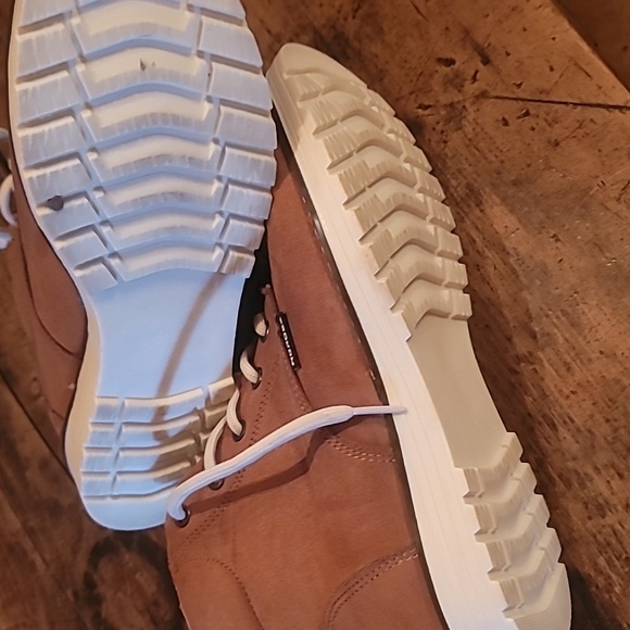 Boots - Picture 2 of 3